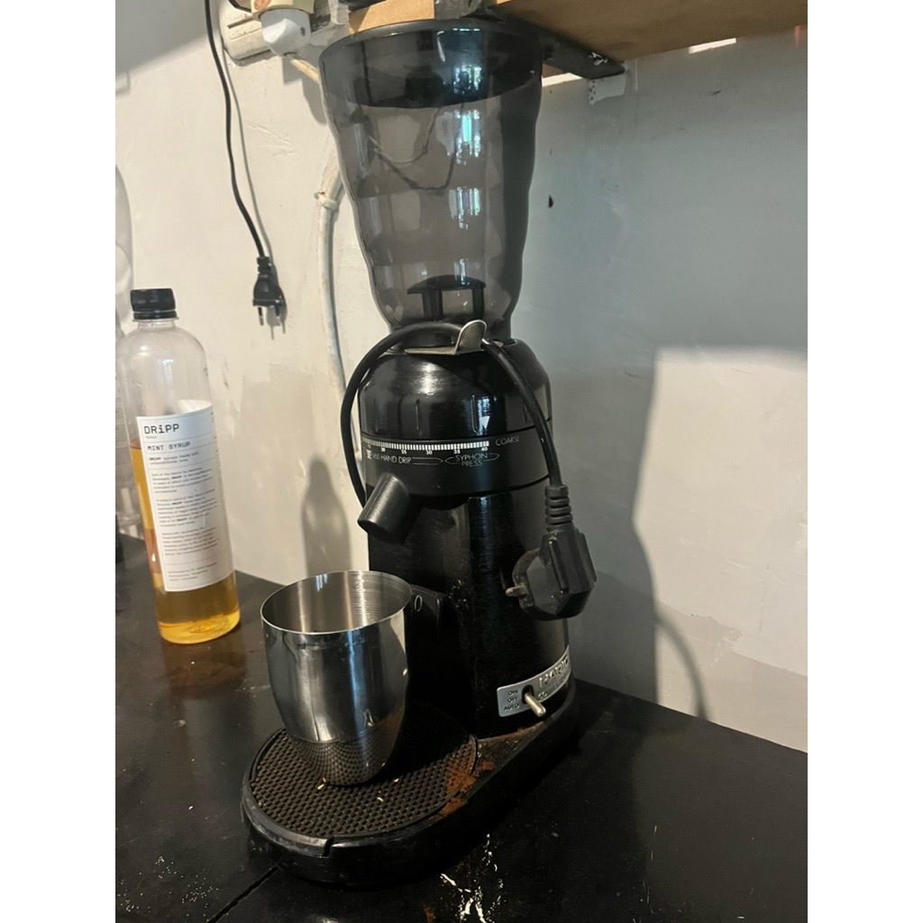 Grinder Hario V60