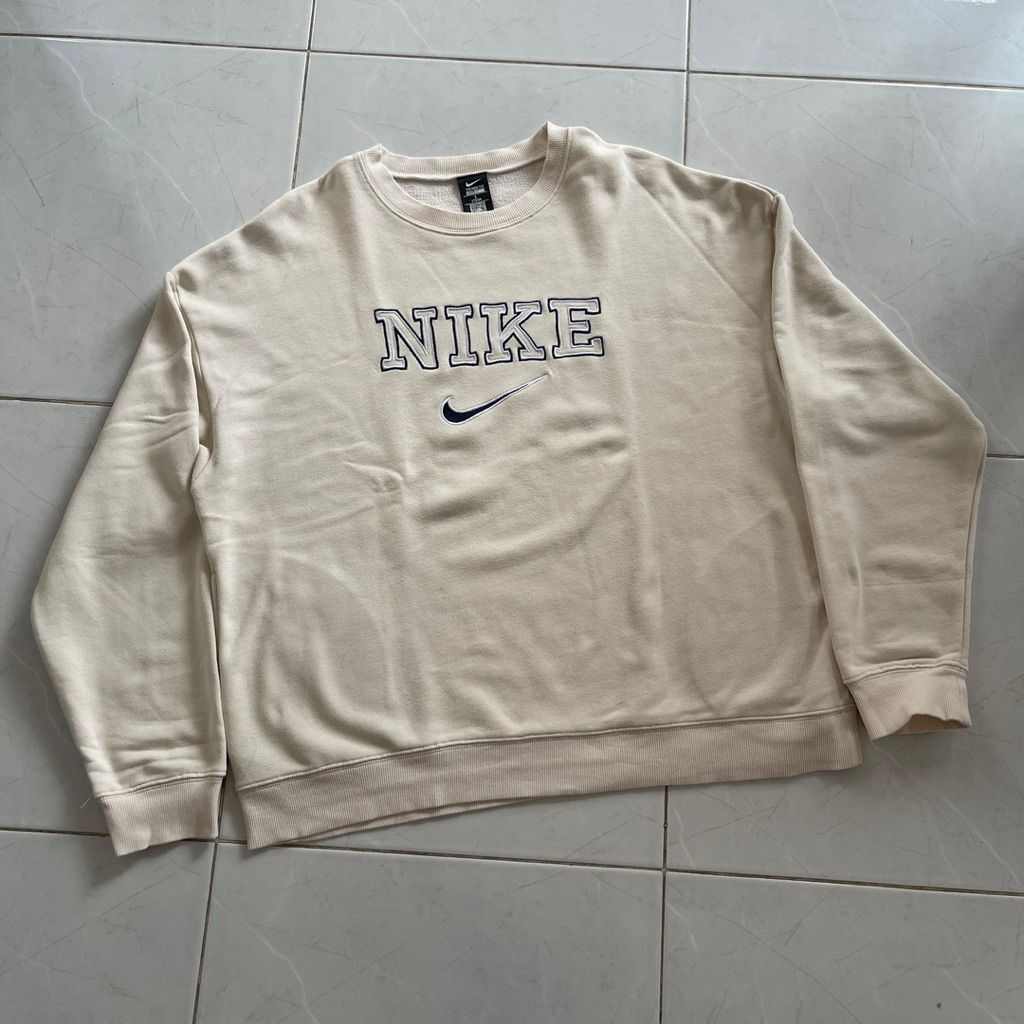 Sweater Sweatshirt Vintage Nike Beige