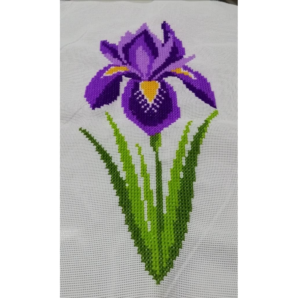 kristik jadi motif bunga