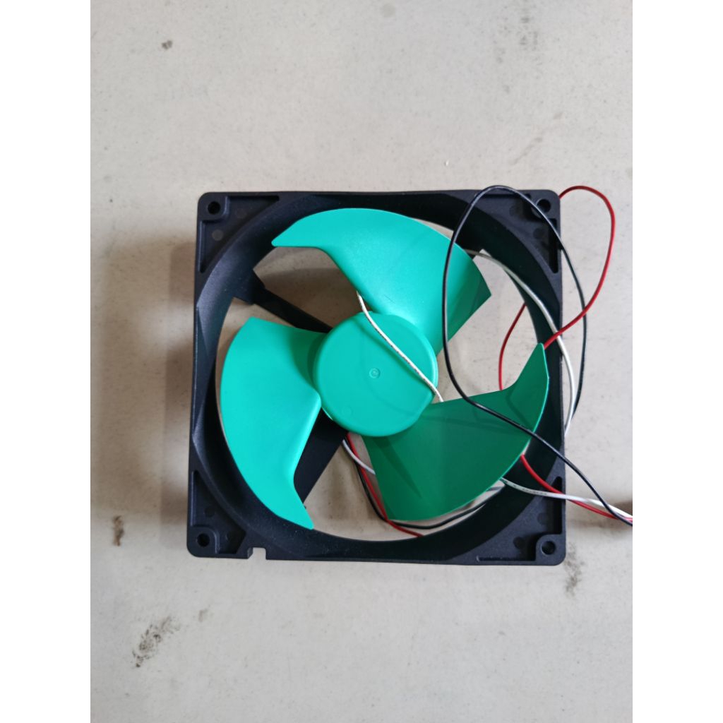 AXIAL FAN KULKAS SHARP INVERTER 3 KABEL12×12 DC15V