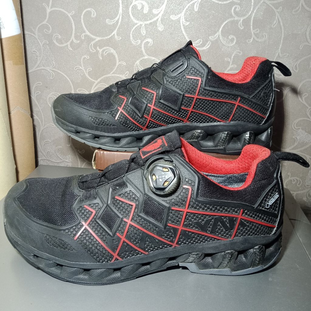 sepatu K2 hiking gunung outdoor goretex 39 40 41 42 43