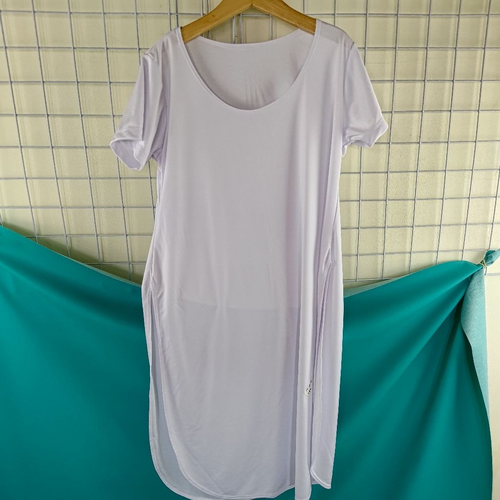 DRESS PUTIH PANJANG BELAHAN PRELOVED