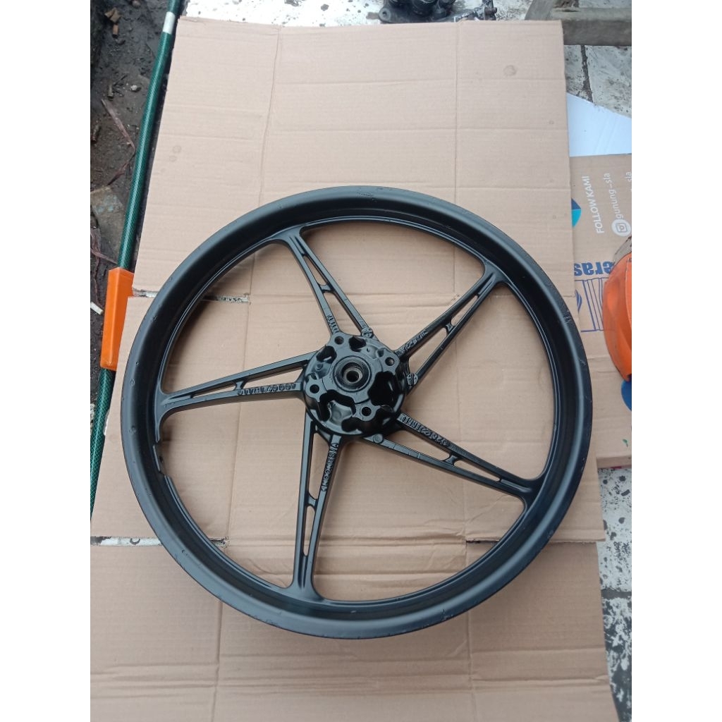 velg racing depan motor Jupiter MX 135 Vega ZR original siap pakai