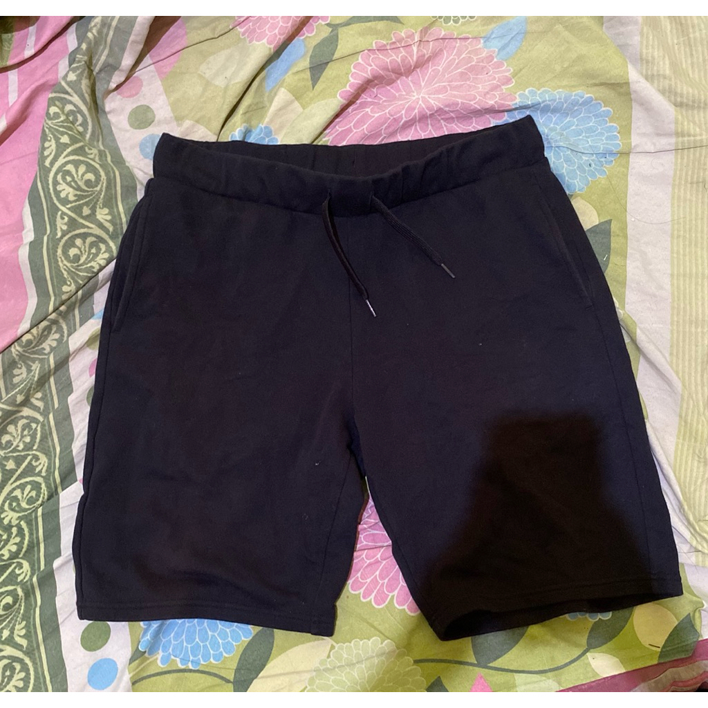 dijual celana giordano hitam ukuran M