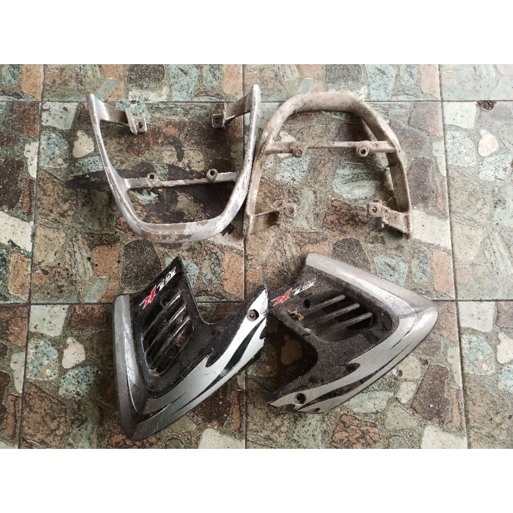 Sayap tangki tiger revo awal