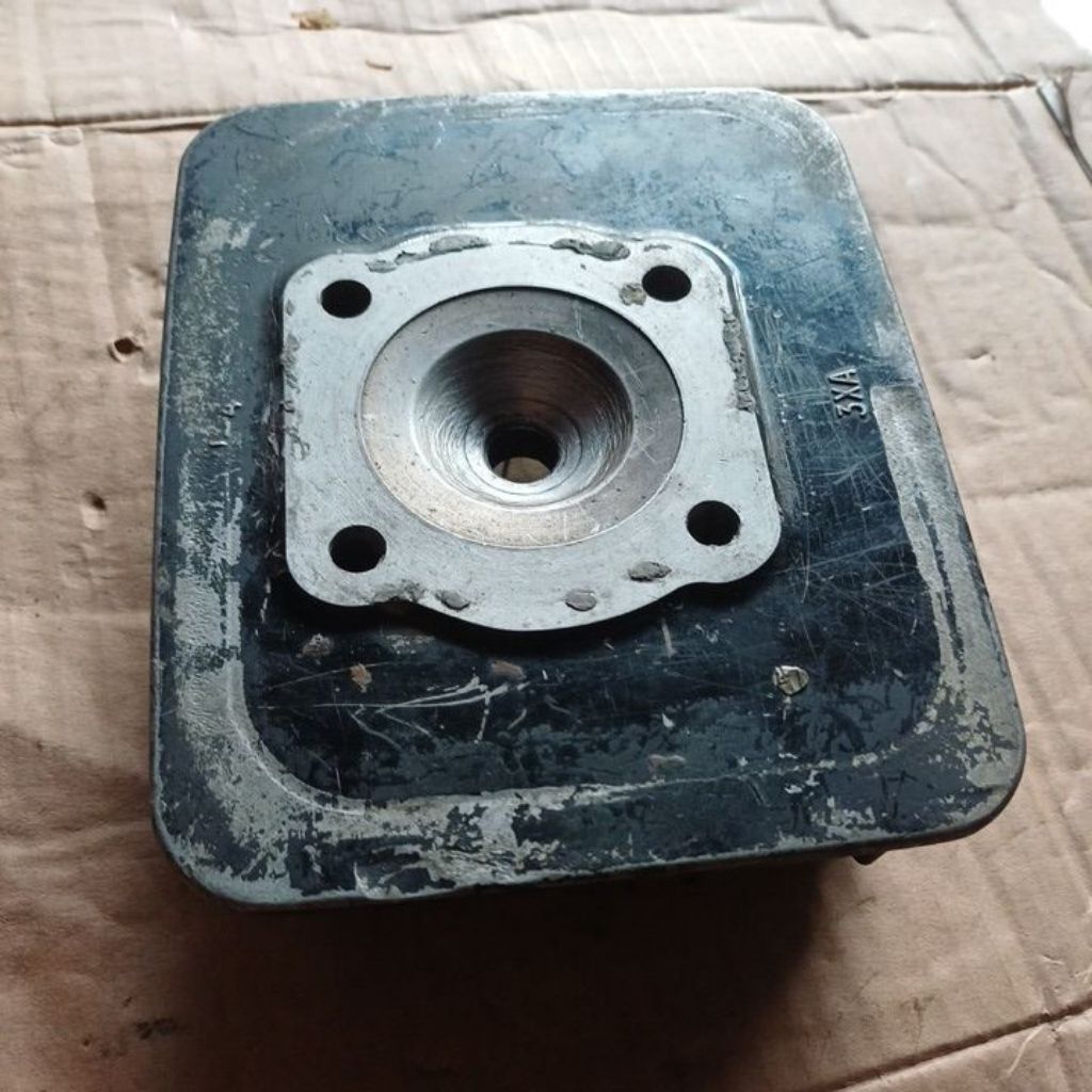 blok head cup yamaha F1ZR original