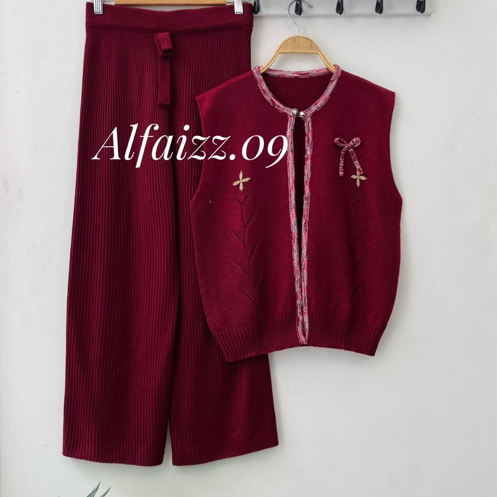 Oneset Moon Vest Rompi Rajut Kancing Motif Pita Lucu Setelan Celana Kulot Premium Wanita Kekinian