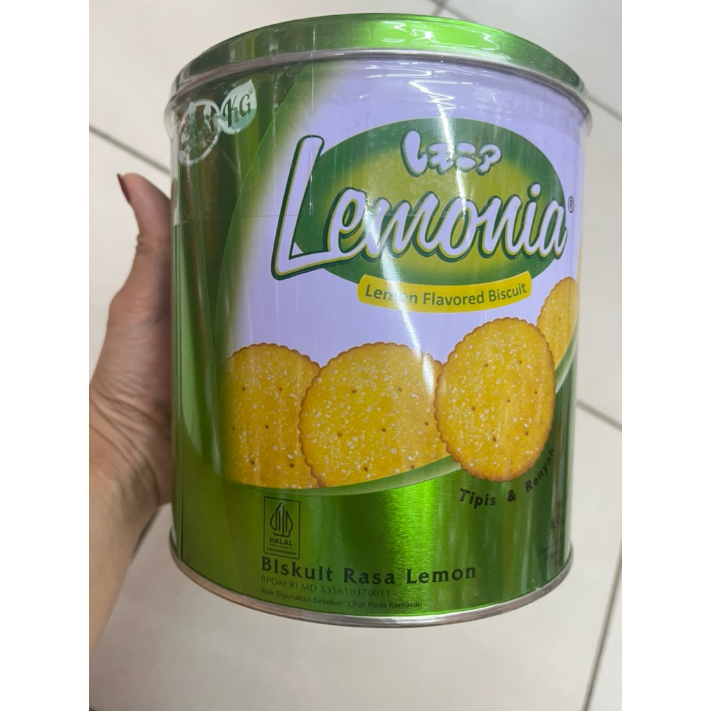 ROTI KALENG LEMONIA - LEMONIA BISKUIT 700 GRAM