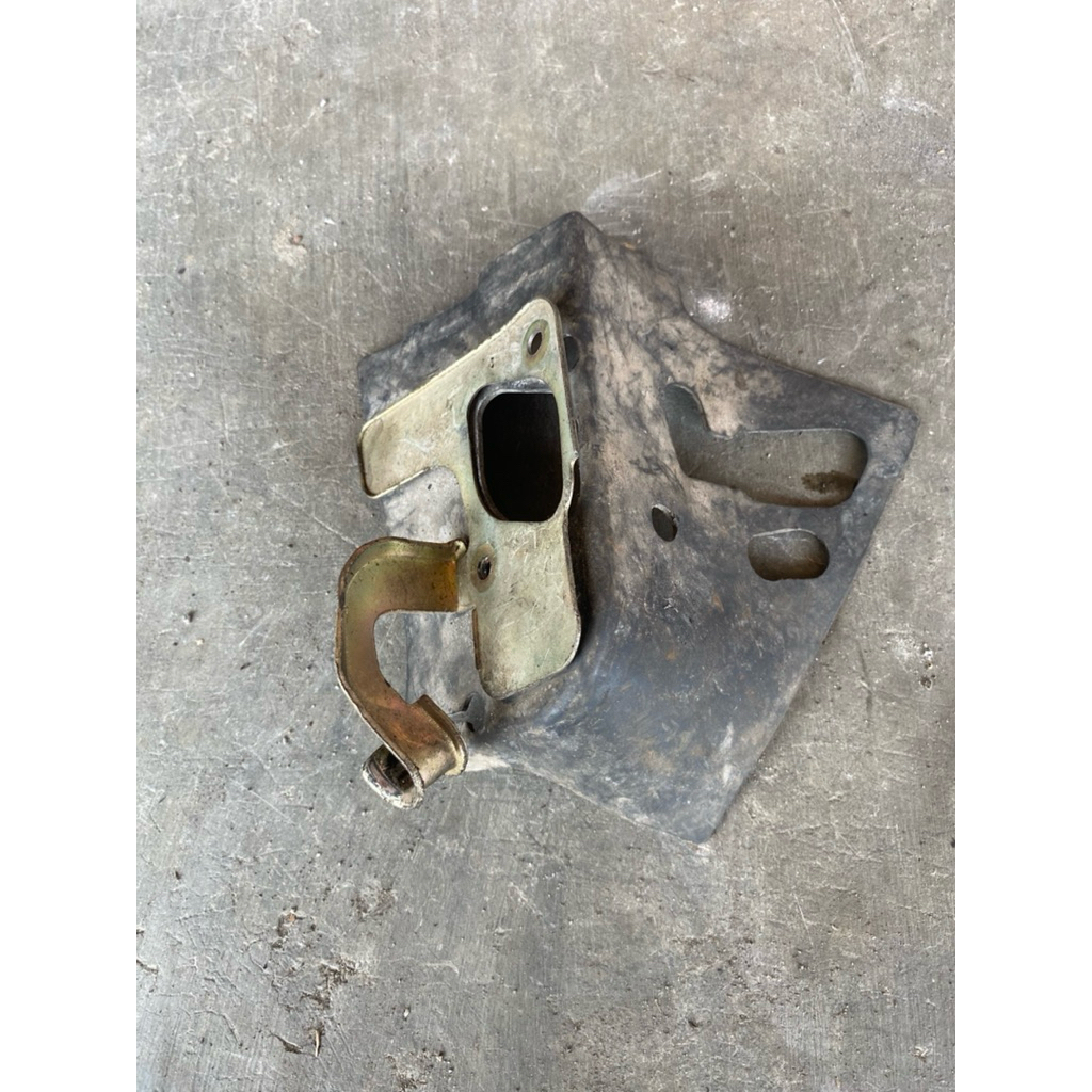 brecket breket klem clem selang bensin vario 110 karbu kebo techno cbs lama old original copotan