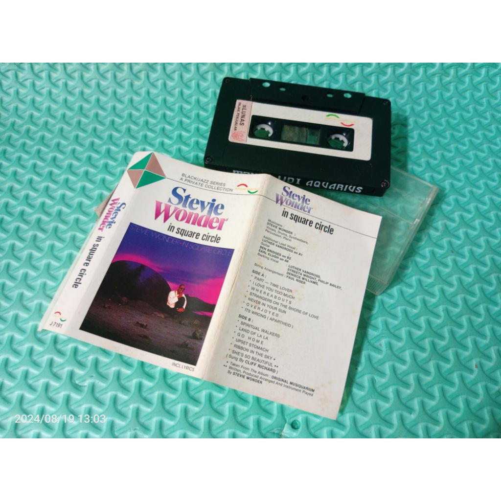 kaset Pita Stevie Wonder In Square Circle