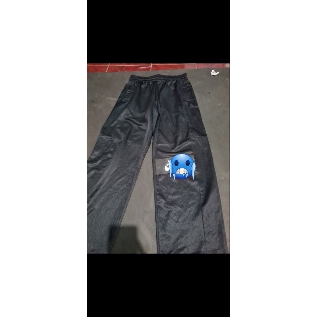 trackpants brand second,trackpants brand preloved