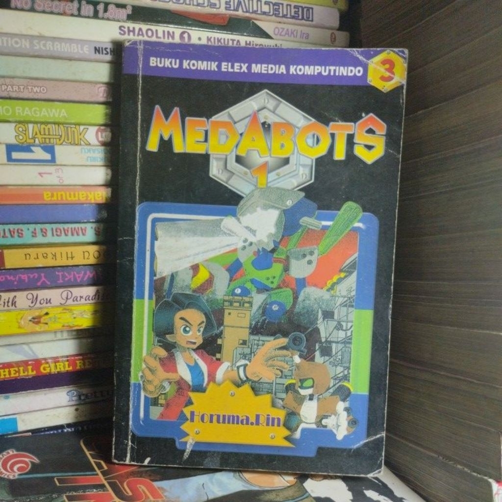 BUKU KOMIK MEDABOTS ¹