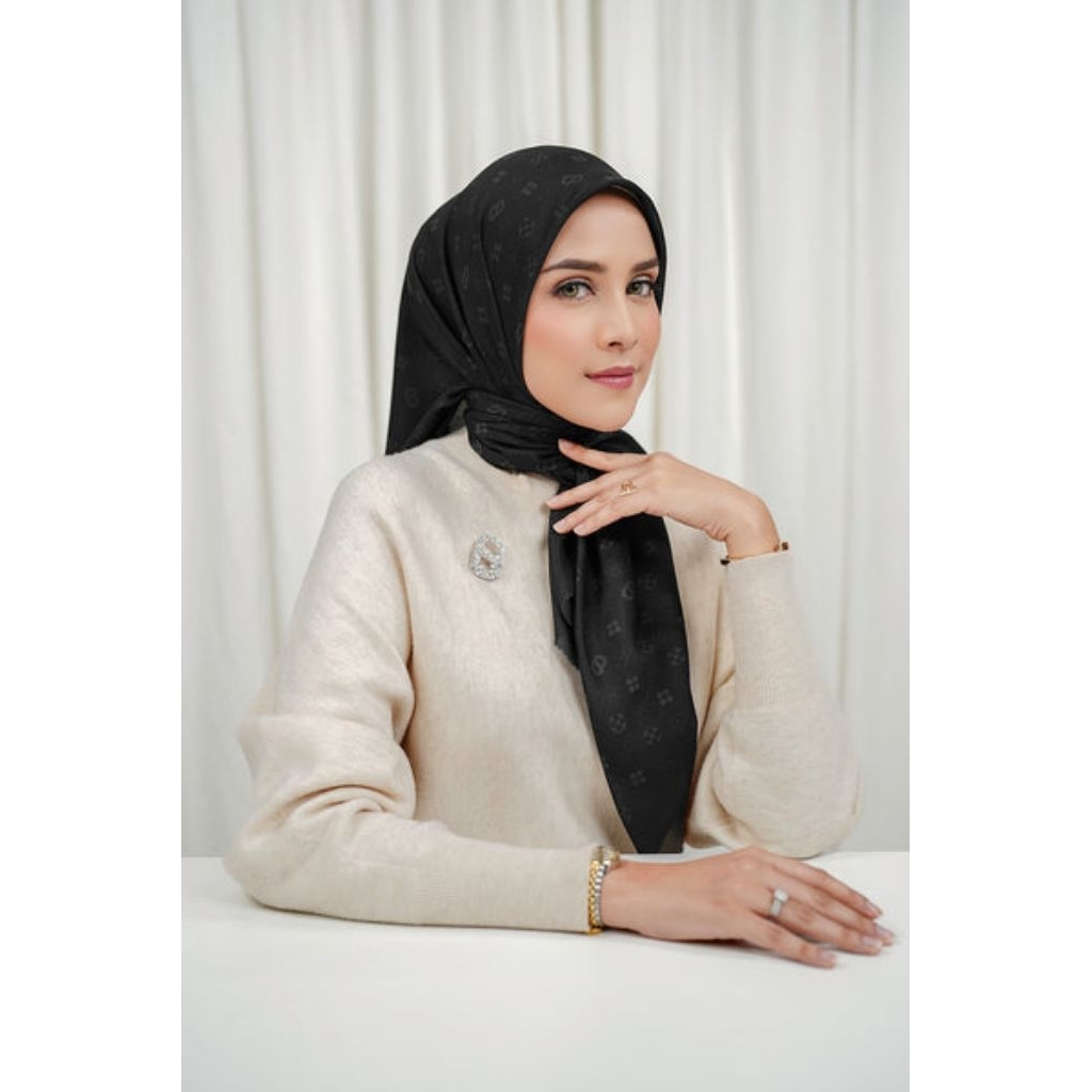 buttonscarves monogram