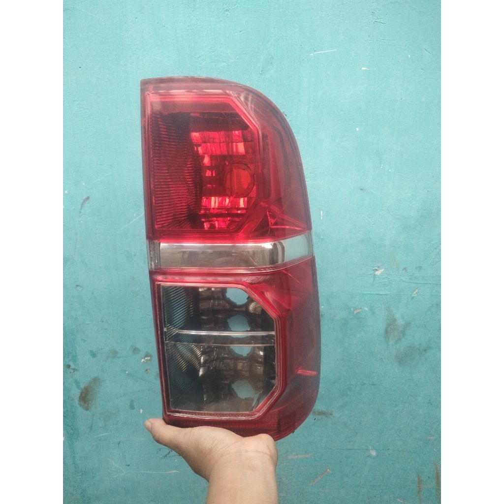 stoplamp toyota Hilux lampu belakang Hilux