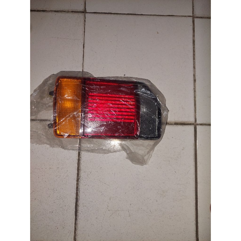 lampu stop karimun kotak.