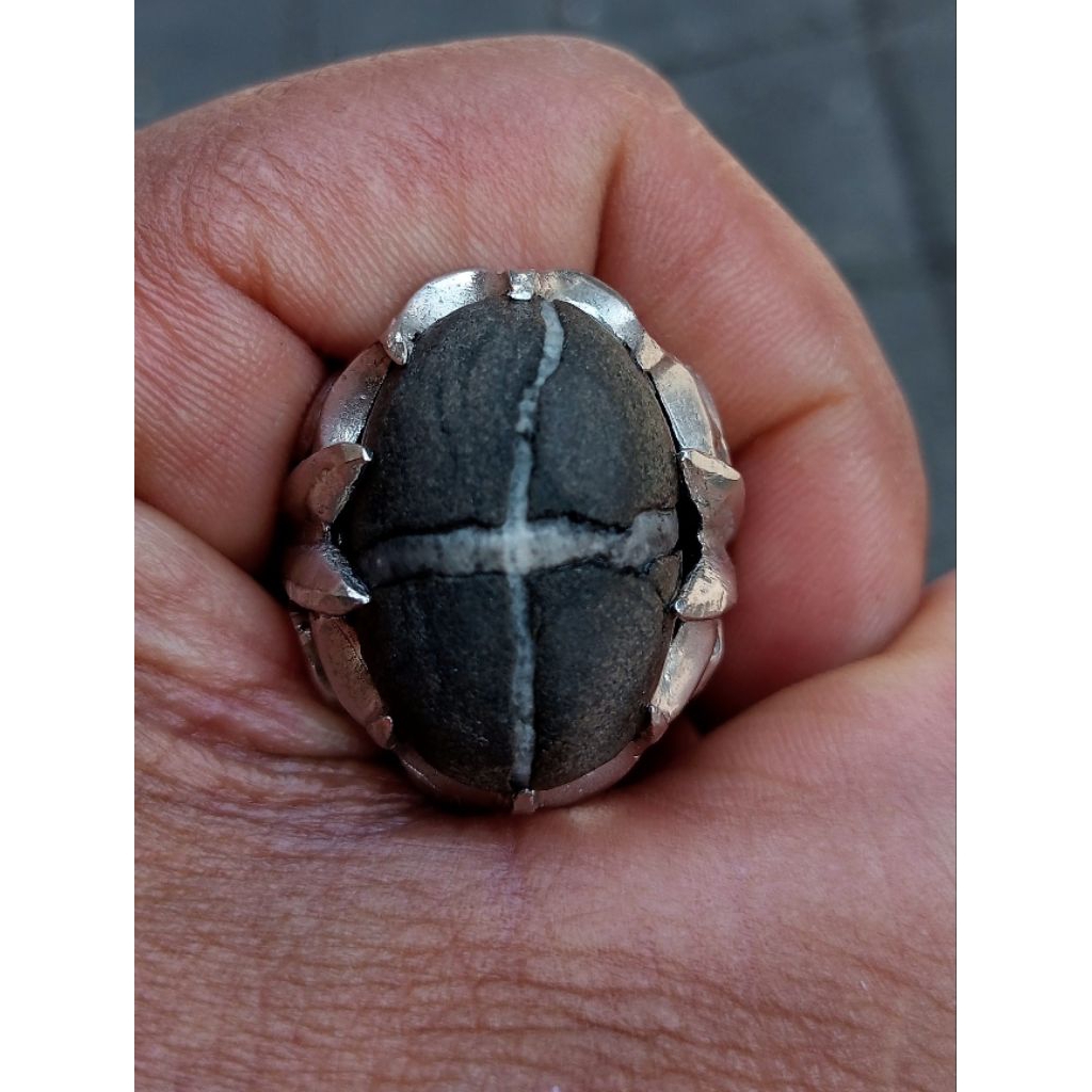 Natural akik Jasper Hitam Tapak Jalak Sakral