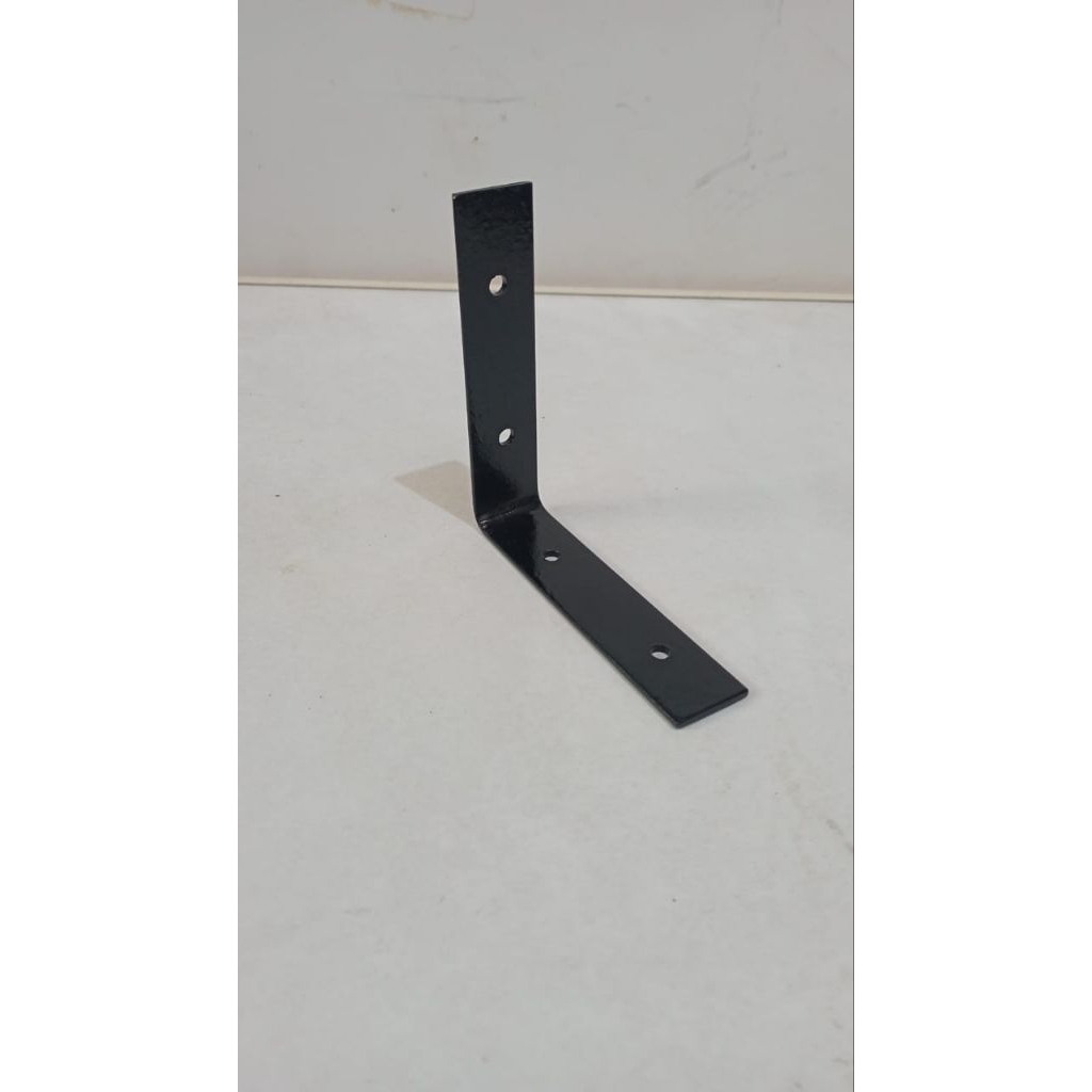 siku dinding atau rak siku dinding