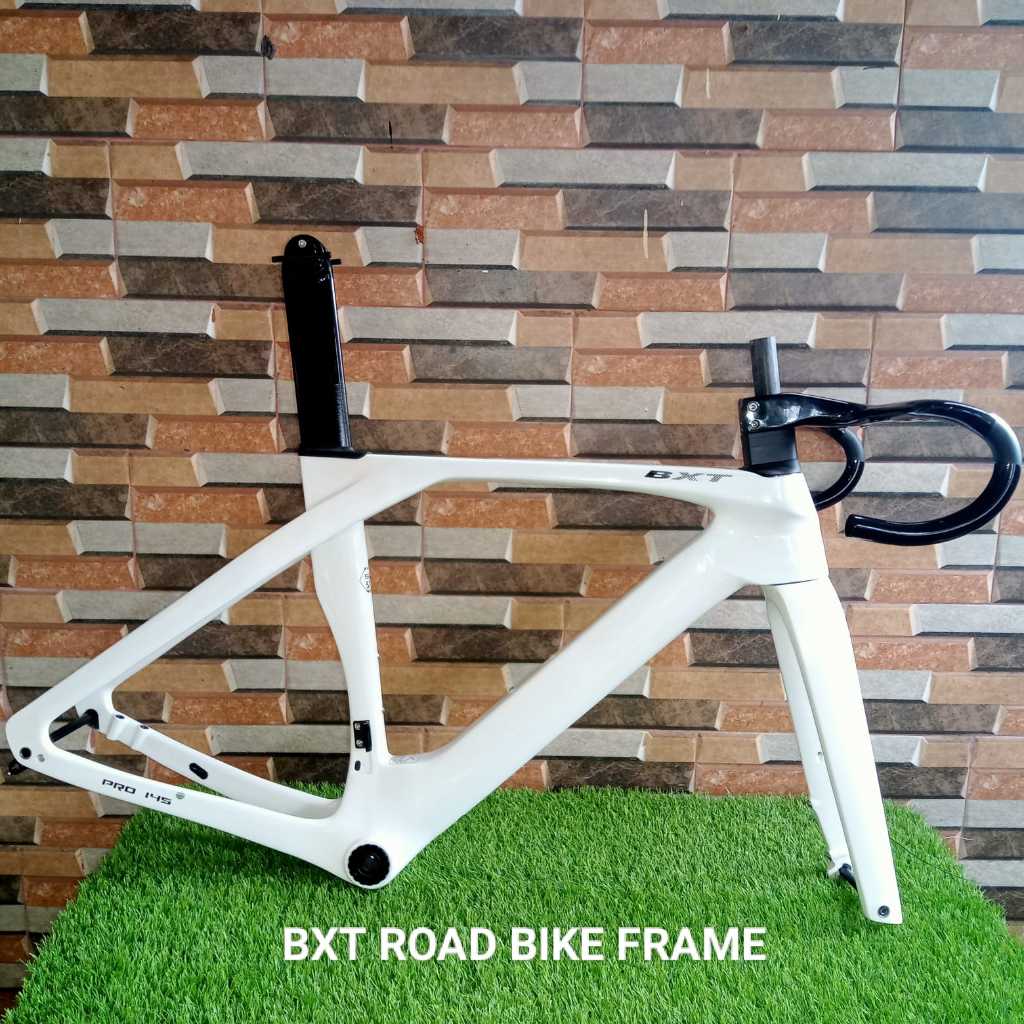 FRAME CARBON DISC BRAKE FRAME CARBON ROAD BIKE DISC BRAKE FRAME MODEL LAINYA PRODUK IMPOR BERGARANSI