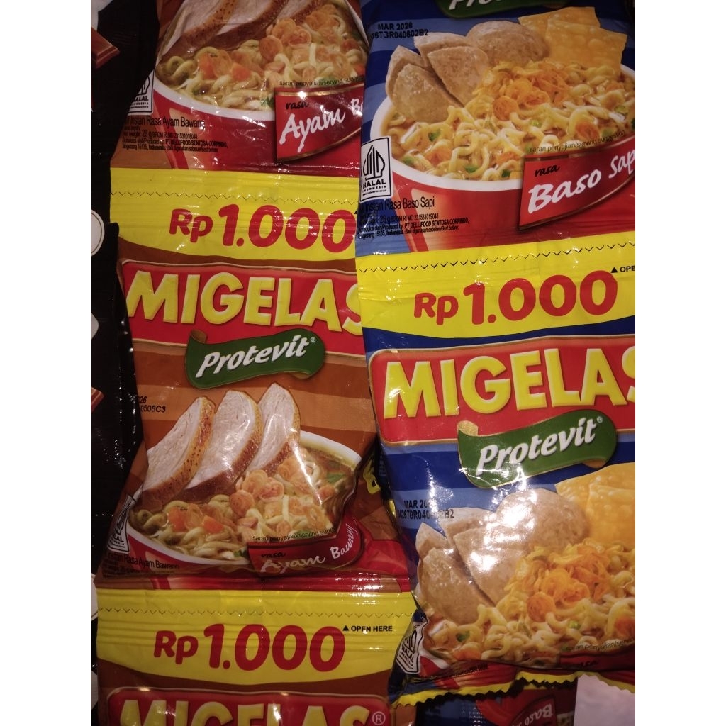 mie gelas 1 renceng