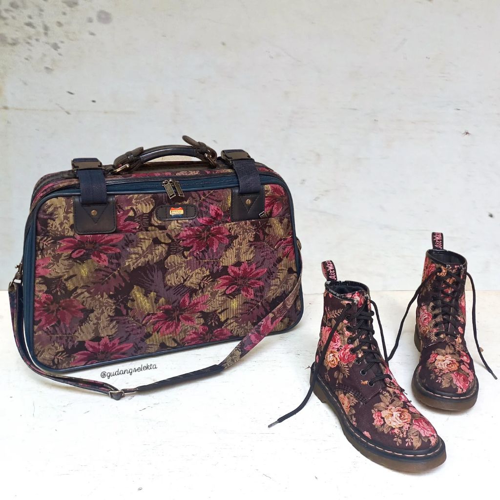 Tas Duffel Koper Jadul Dekorasi Vintage 80s Vintage Floral Tapestry American Tourister Duffel Bag Tr