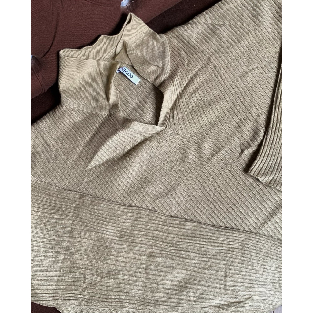 preloved knit sweater nigoo in mocha