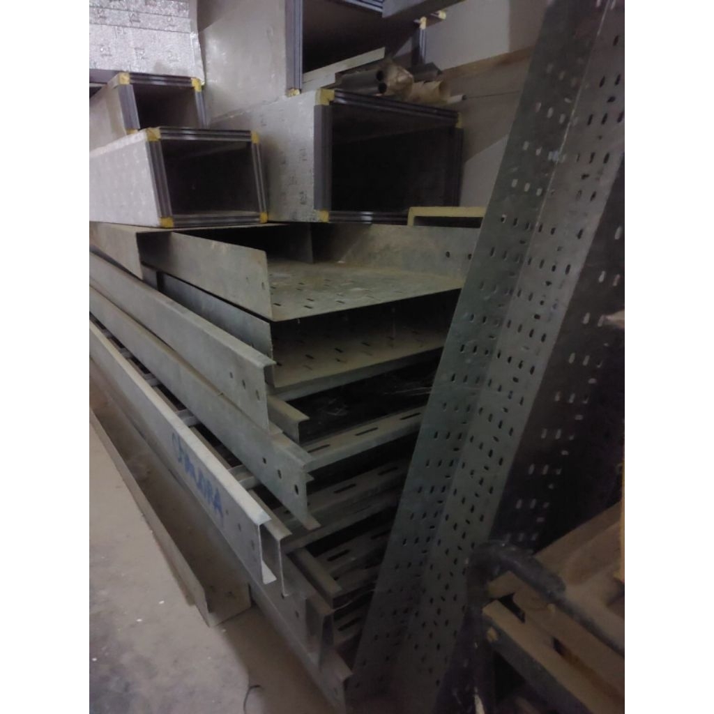 Kabel Tray