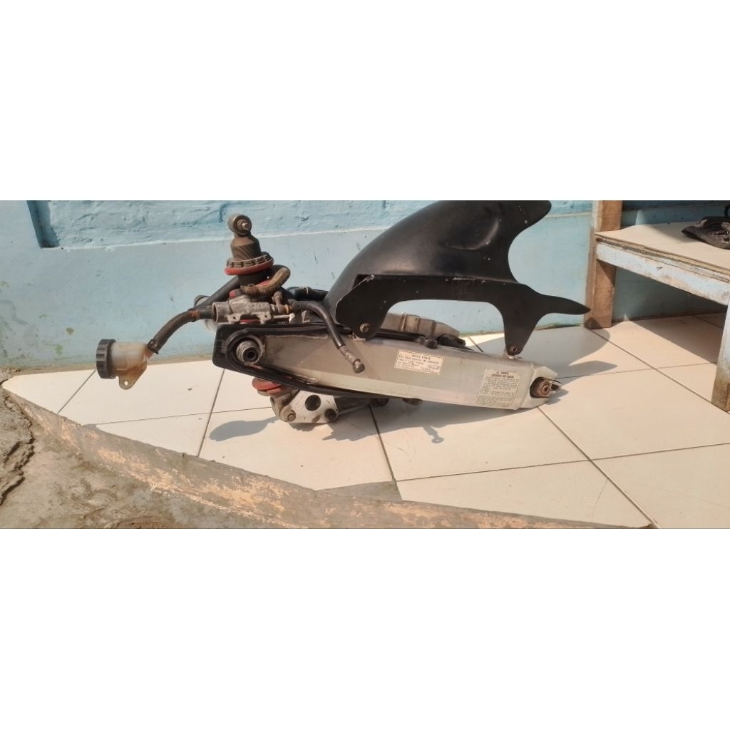 swing arm cbr1100(blackbird) limbah moge