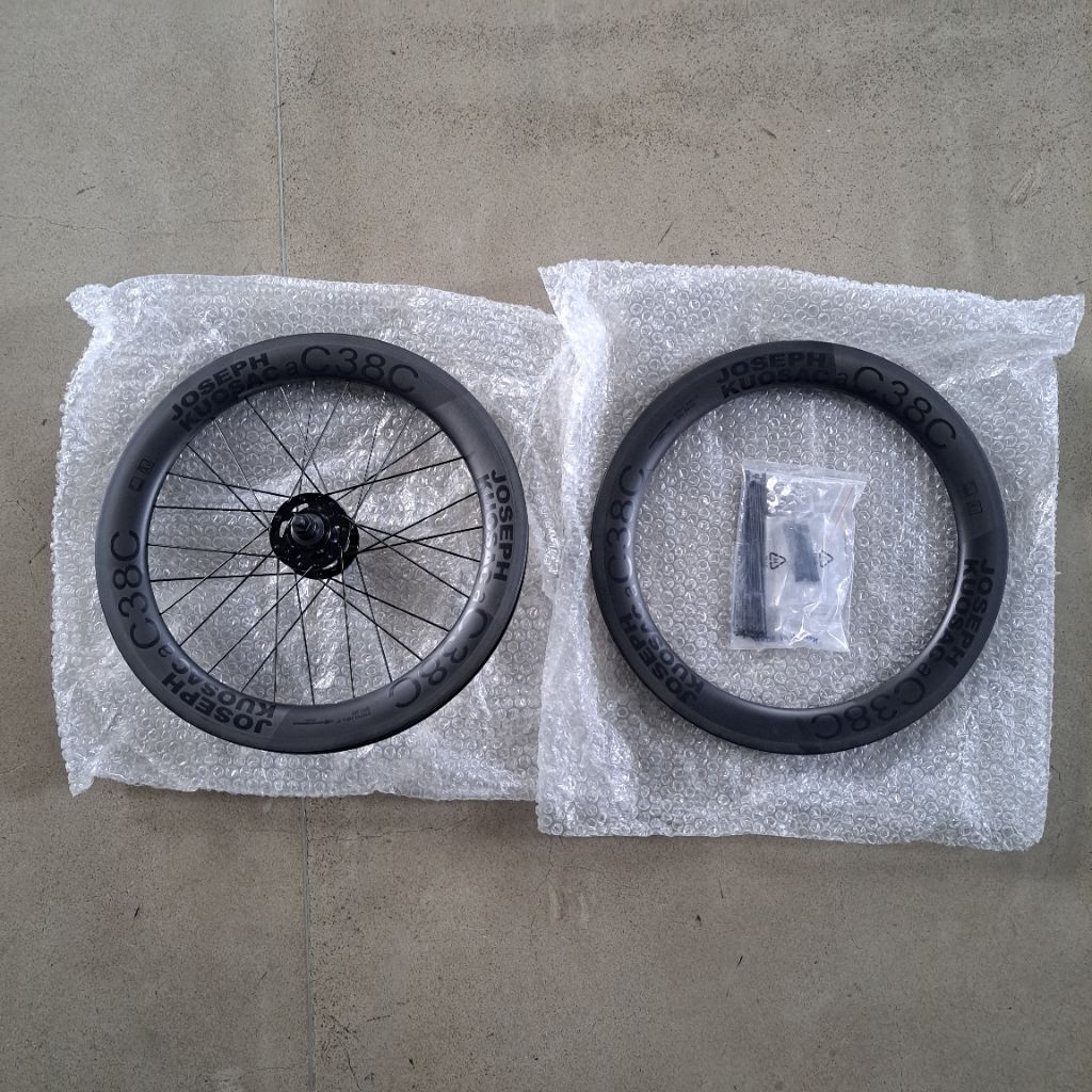 Joseph Kuosac Brompton Carbon Wheelset 6 Speed 349 Black Decal