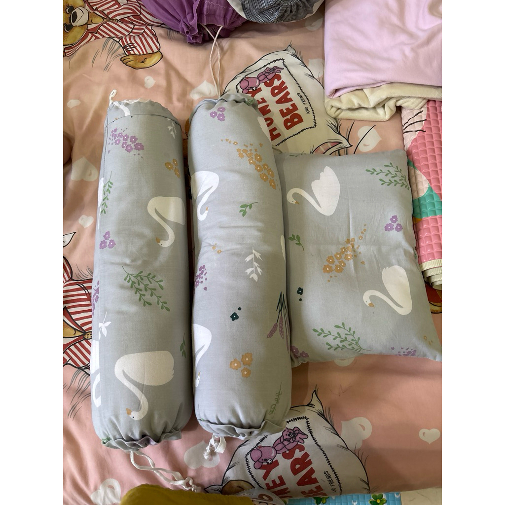 ( PRELOVED ) BABY DOES SET BANTAL GULING BAYI ABU | SET PILLOW BOLSTER BABY GREY