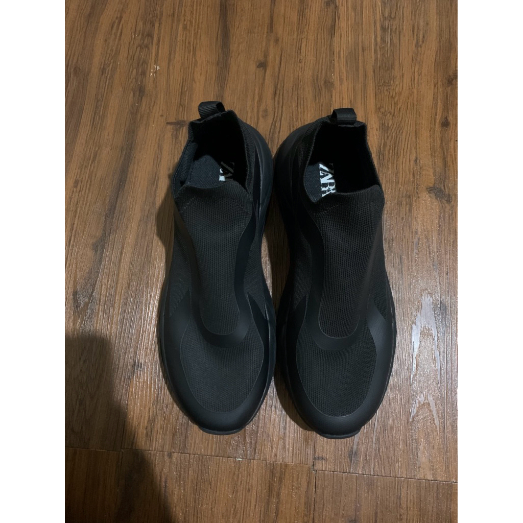 Sneakers zara man slip slim black authentic preloved