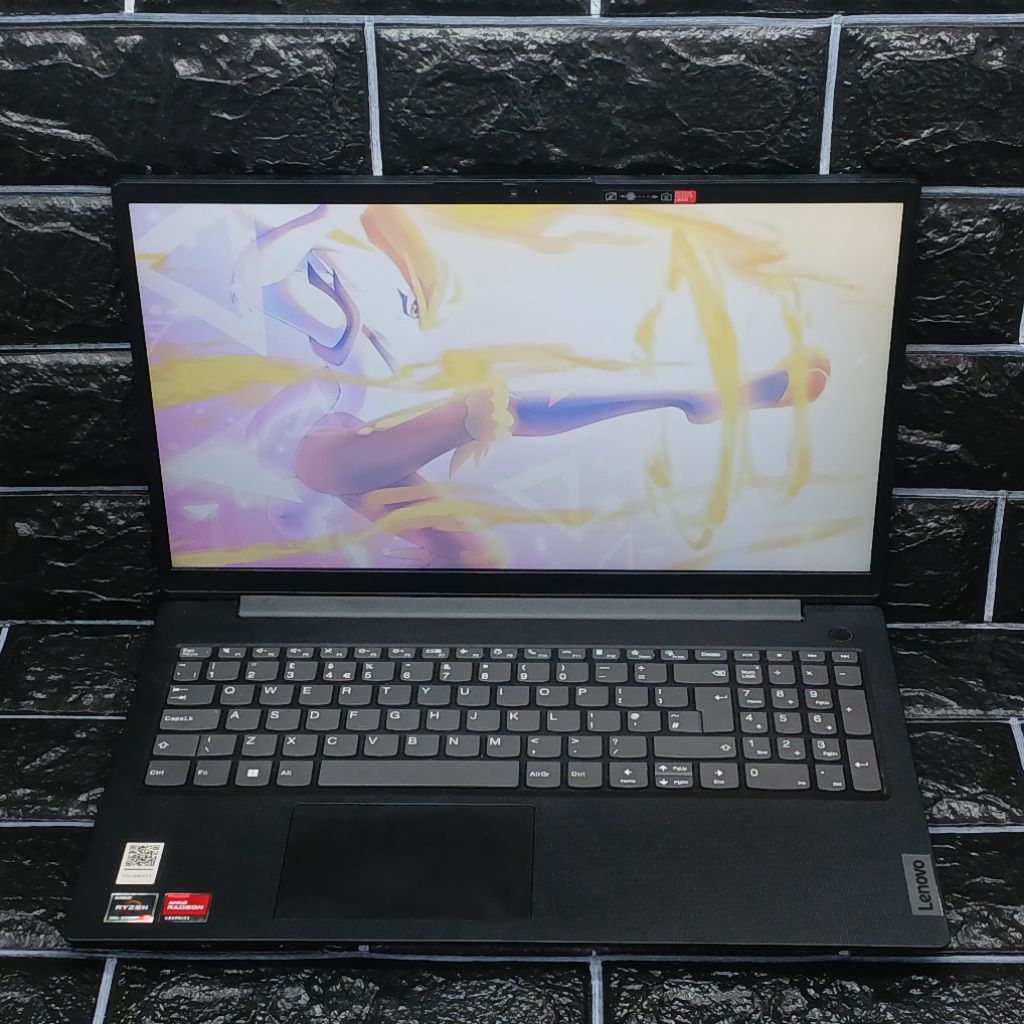 Laptop Lenovo V15 G4 AMD Ryzen 3 7320U 8/256GB