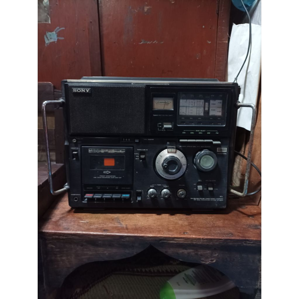 boombox radio tape vintage Sony CF-950S