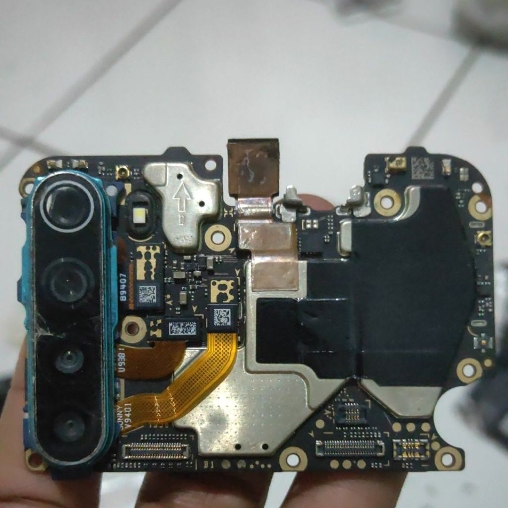 MESIN+KAMERA. REDMI NOT 8 NO POLA/ PIN NORMAL RAM4/64 MINUS SOKET KABEL SINYAL PUTUS✓