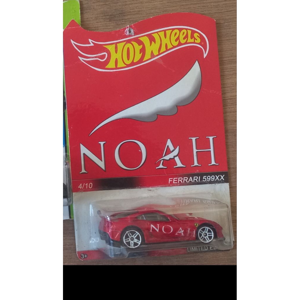 hotwheels costume noah Ferrari 599xx merah