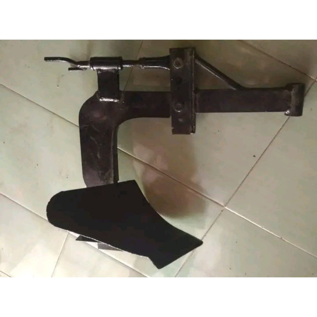 LUKU SINGKAL TRAKTOR CAPUNG