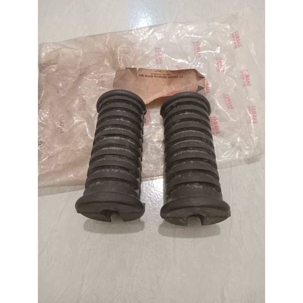 karet footstep depan 1v1 yamaha rxs rxk rx special rx king cobra original nos