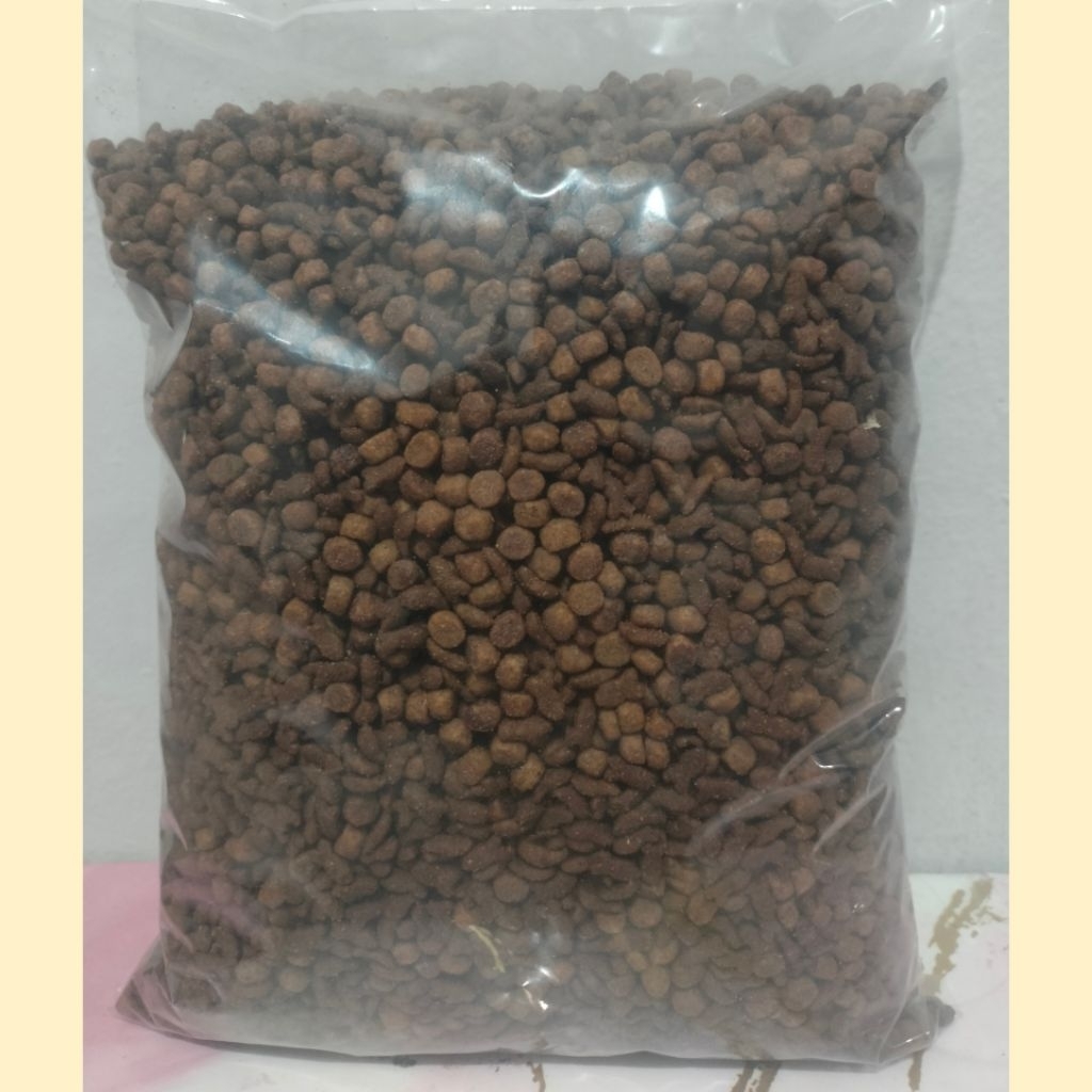 Makanan kucing (Kitten)