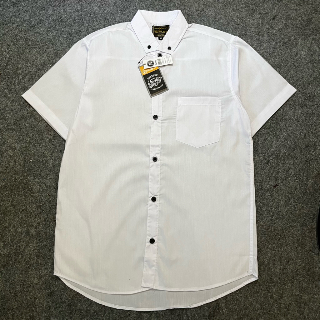 Kemeja pria maron/putih pendek. Kemeja polos pria warna maron.hem pria putih lengan pendek