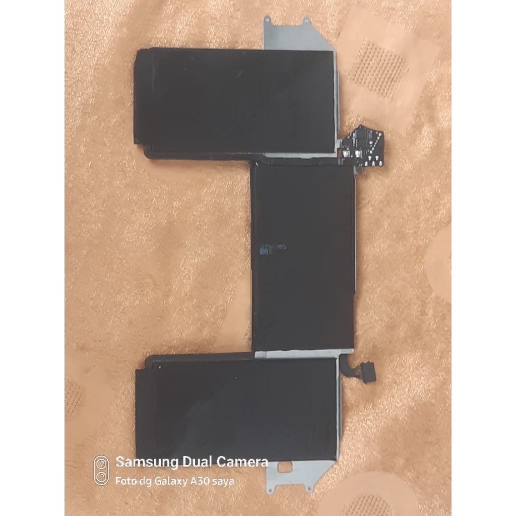 Baterai Original MacBook Air Retina 13 inch A1932 / A2179 / A1965 setahu saya original Cabutan, kond