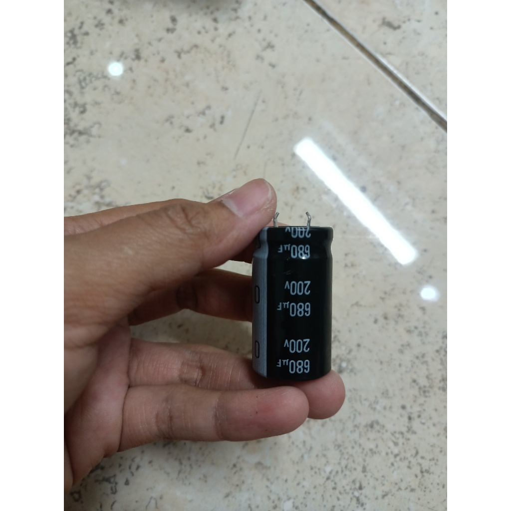 Elco Kapasitor 200V-680UF Nichicon