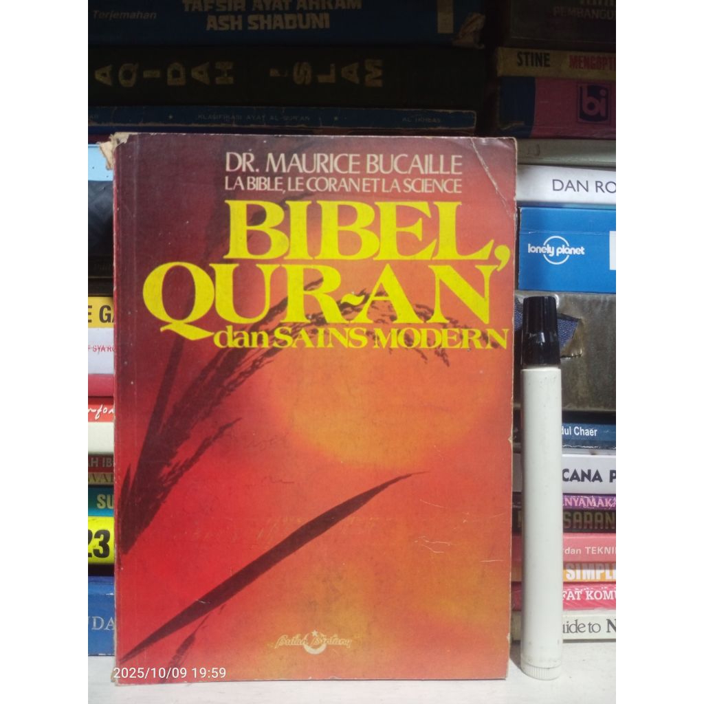Buku Agama: Bibel, Qur-an dan Sains Modern