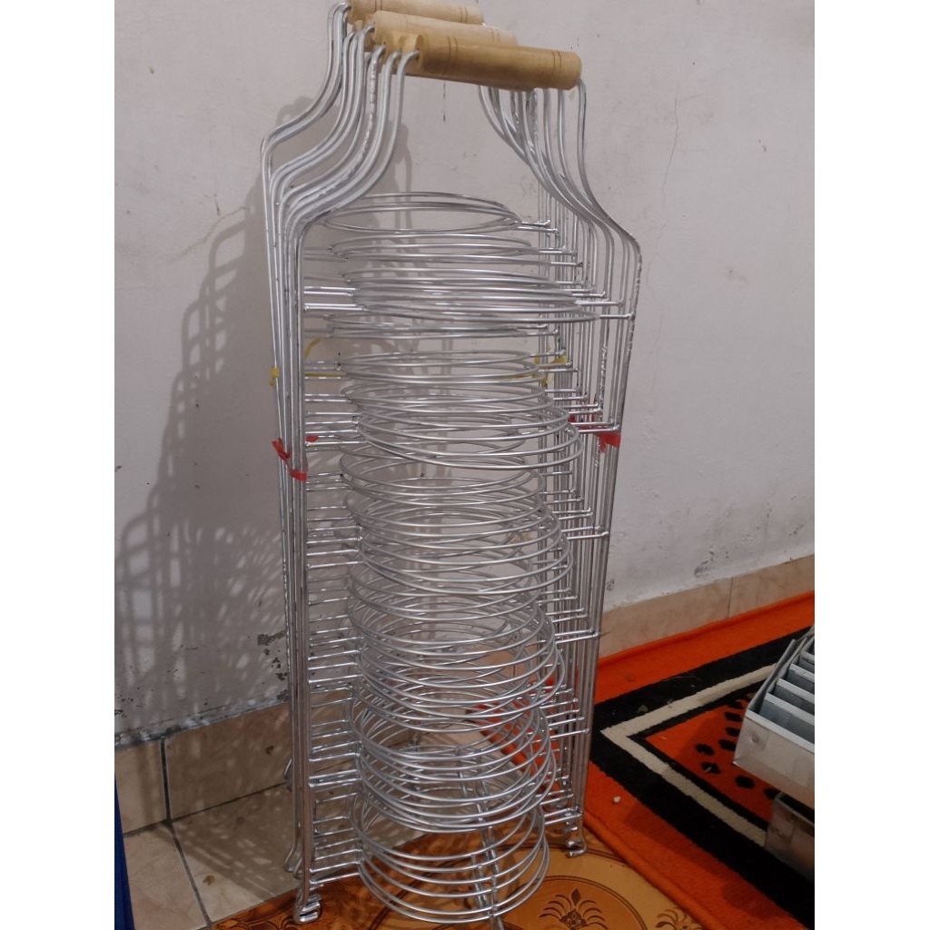 TENTENGAN PIRING HAJATAN SUSUN 6/RENTENGAN PIRING