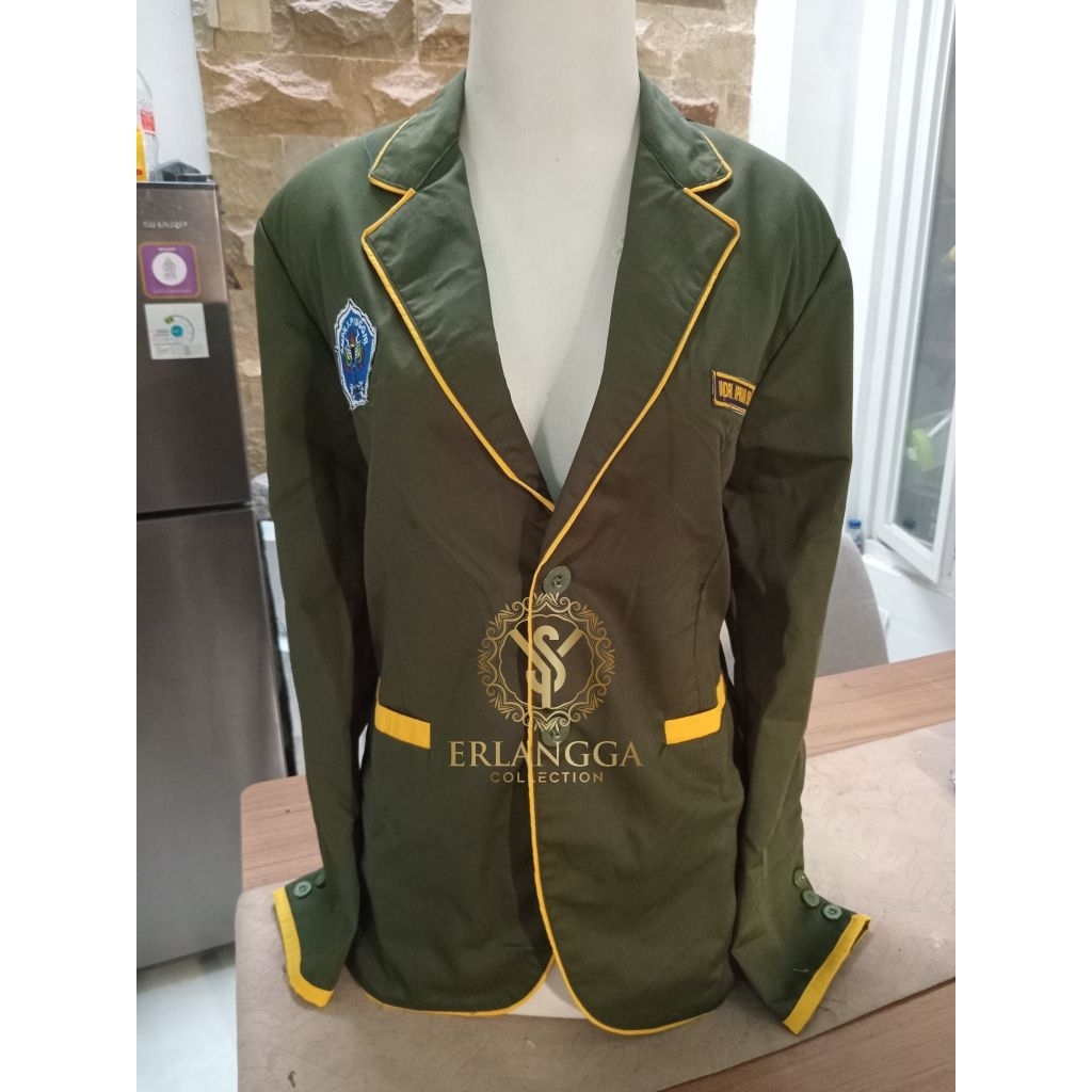 Almamater Seragam Sekolah SD SMP SMA