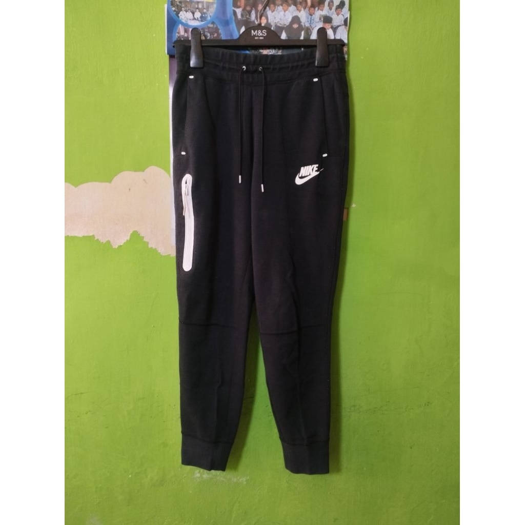 celana Jogger nike
