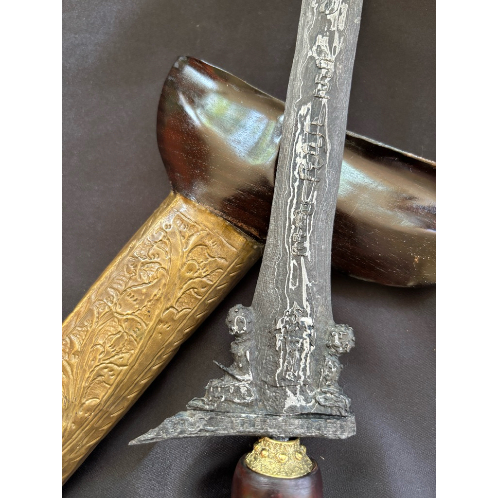 Keris Omyang Jimbe Pamor Rambut Sinori Tangguh Mataram