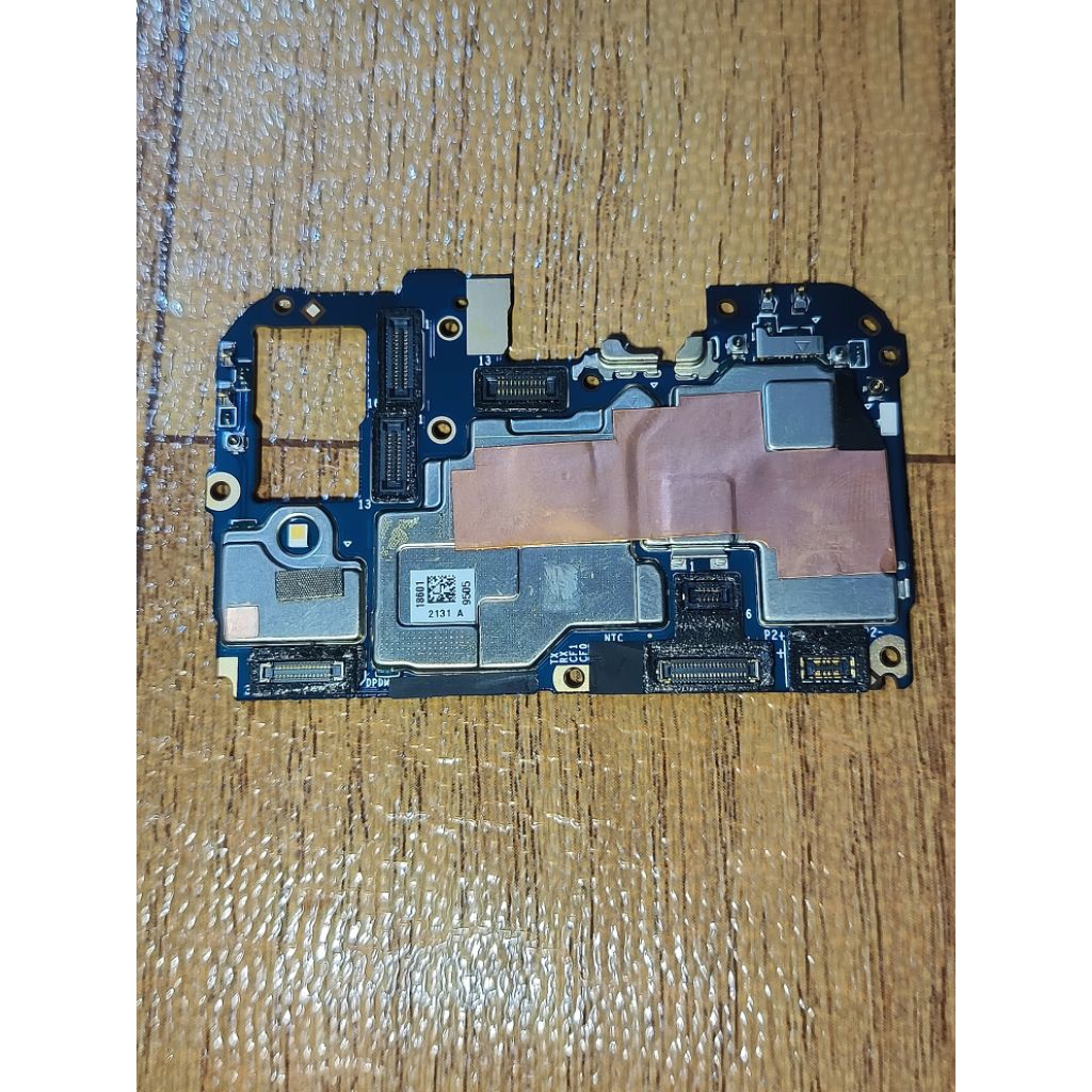 REALME 3 MESIN REALME 3  4/64MASIH SEGEL KONDISI MATI