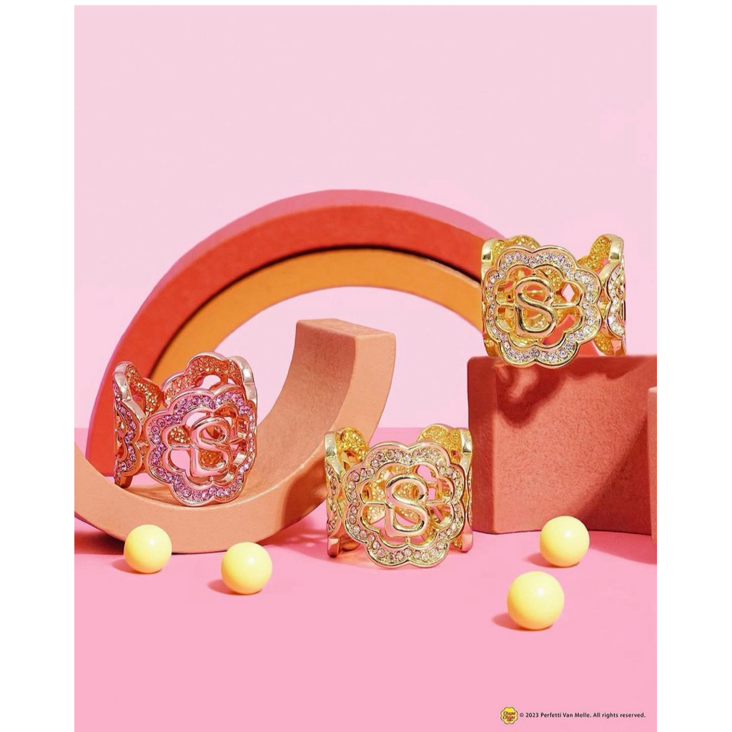 Preloved daisy ring brooch gold dan nancy brooch buttonscarves bundling