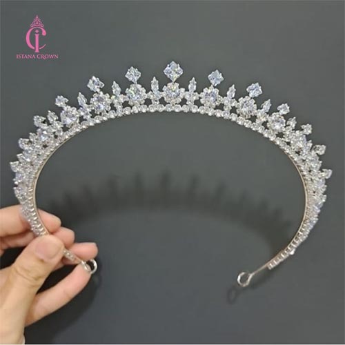 Amanda Zircon Crown -  Mahkota Pengantin Mini Murah Zirkon Aurel Panjang Sampe Telinga - Wedding Cro