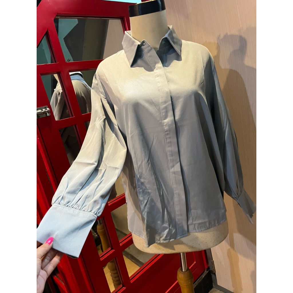 kemeja wanita sage green