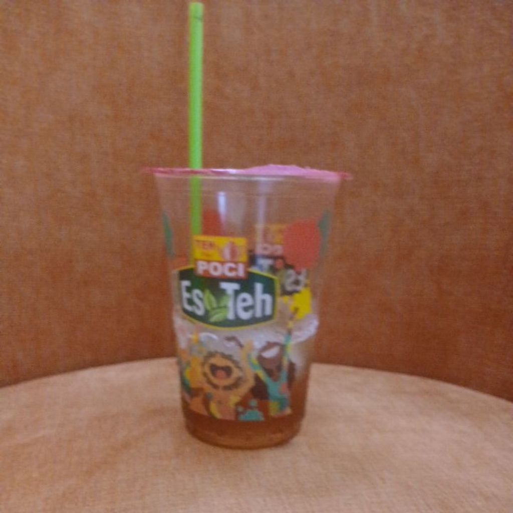 es teh poci original